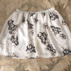 Frenchi rose skirt - ANY FOUR $5 FOR $15